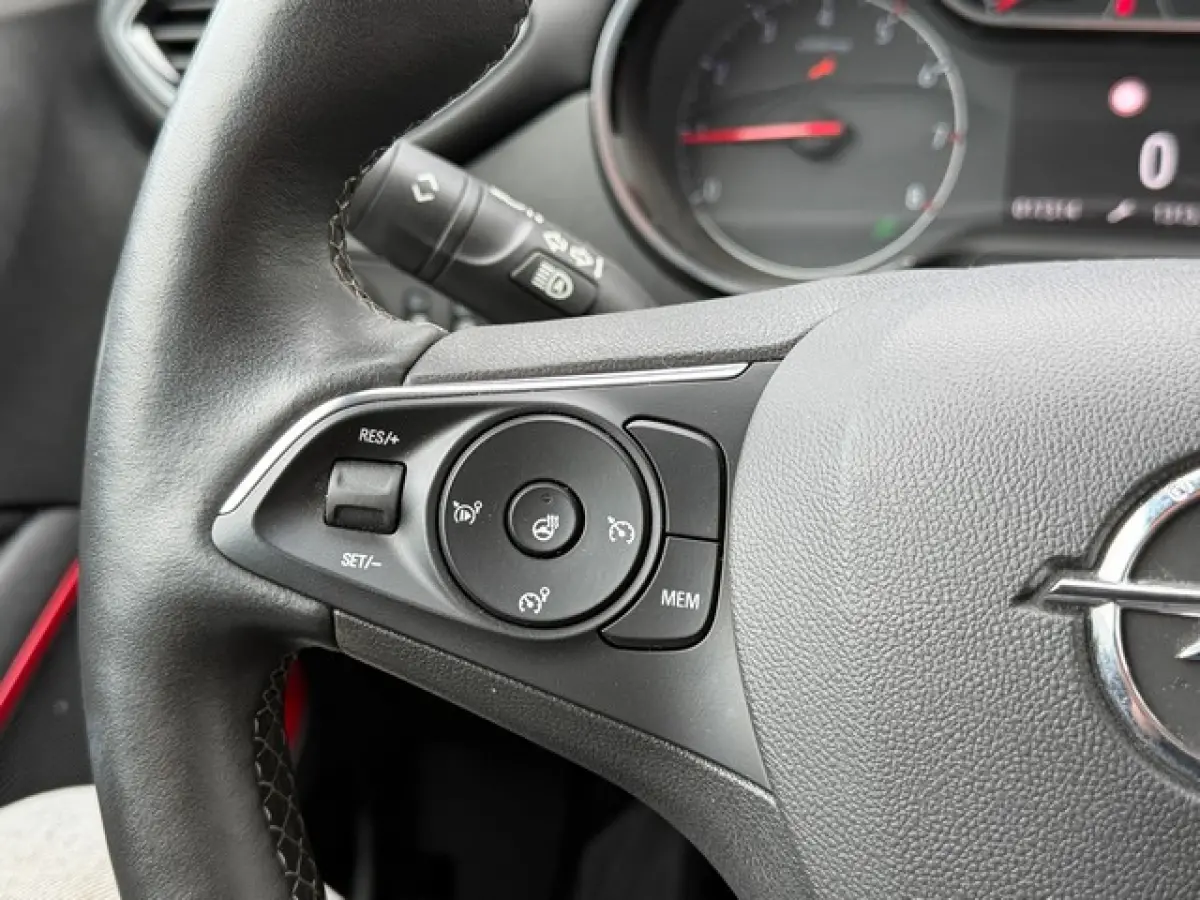 1.2 Turbo GS Line met Navi/Camera, Stoel/Stuur/Voorruit-verwarming, 17inch, AGR