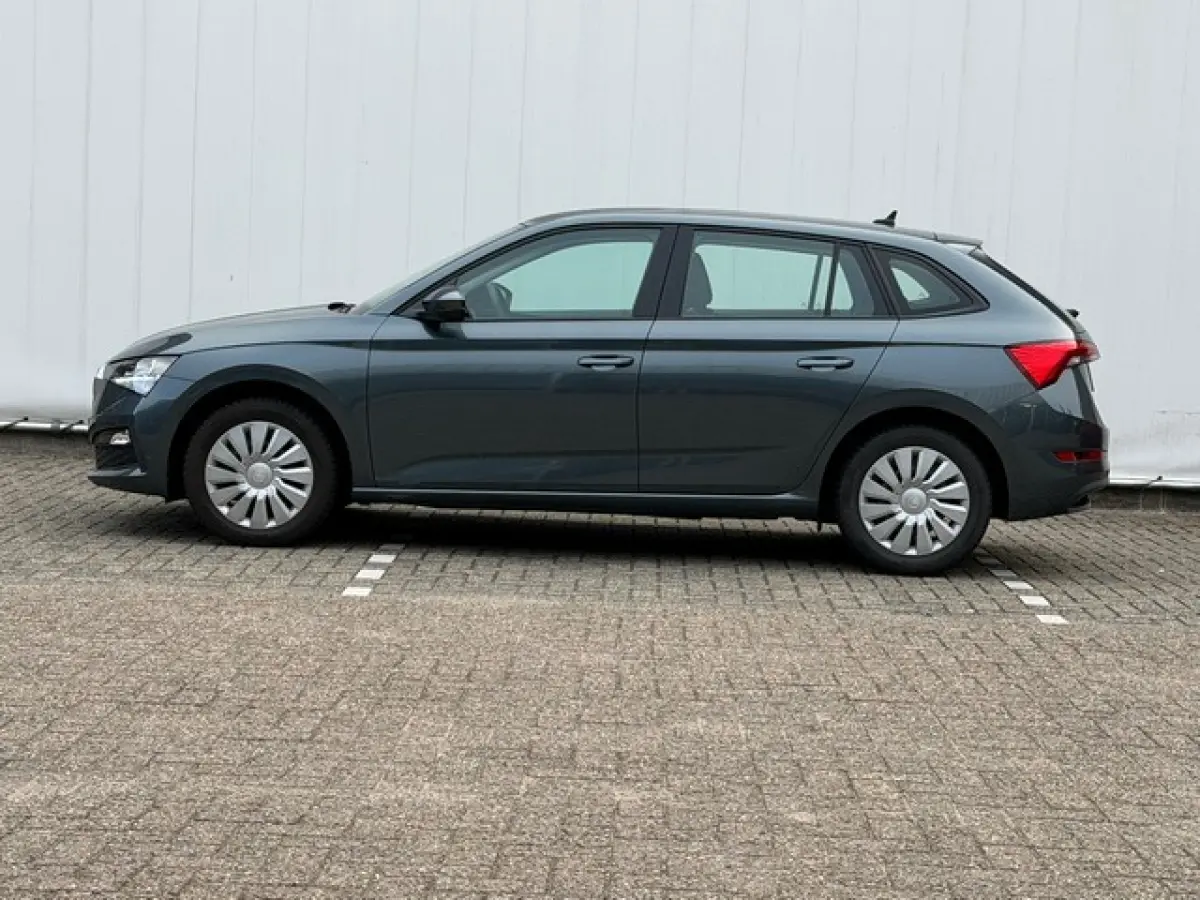 1.0 TSI Active met LED, Cruise Controle, DAB, All-Season Banden