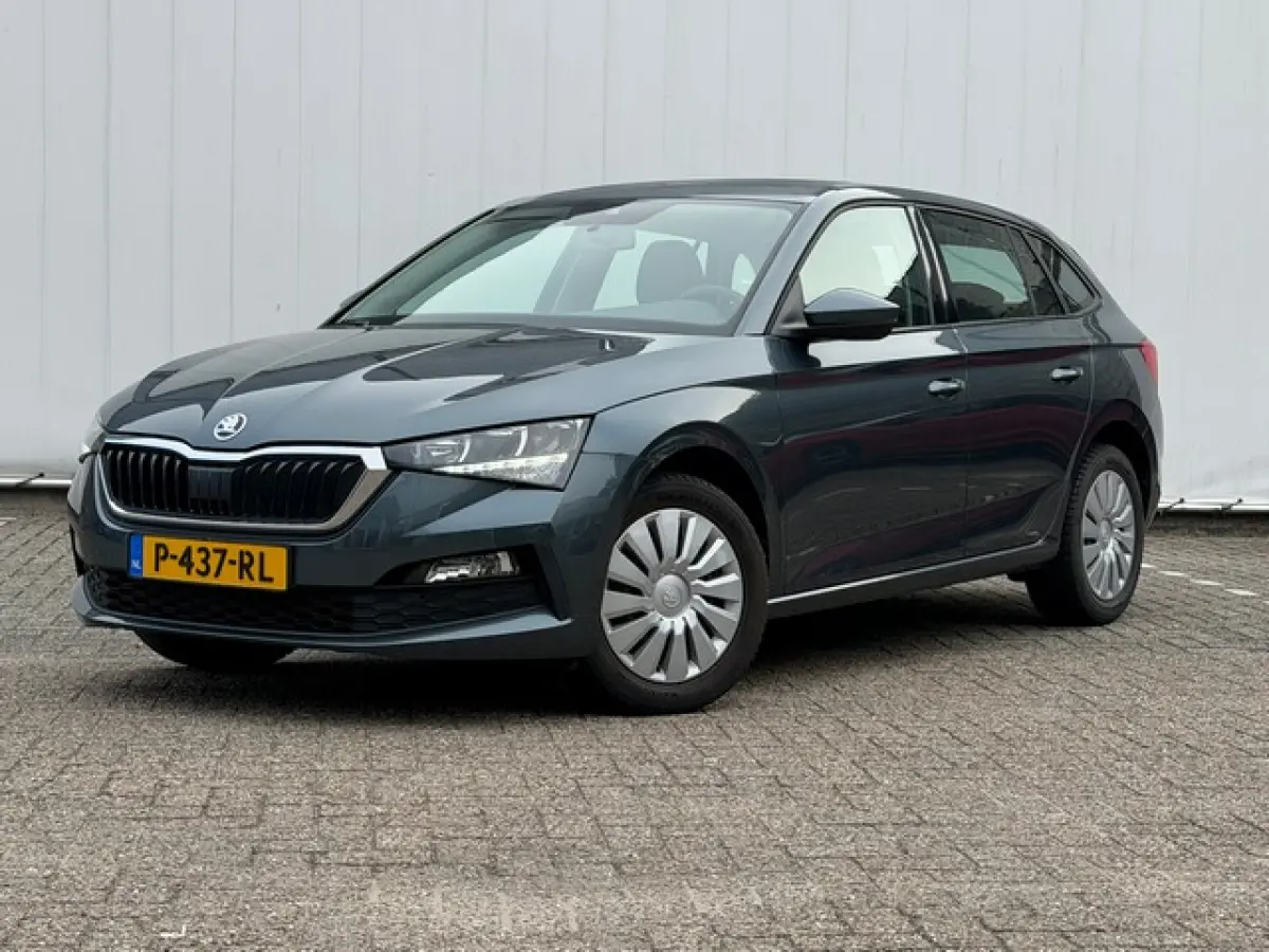 1.0 TSI Active met LED, Cruise Controle, DAB, All-Season Banden
