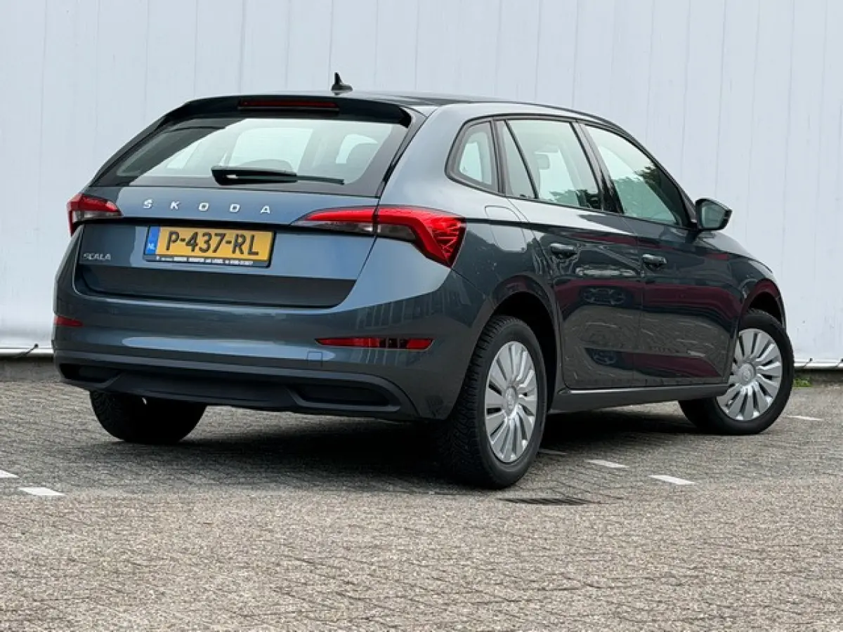 1.0 TSI Active met LED, Cruise Controle, DAB, All-Season Banden