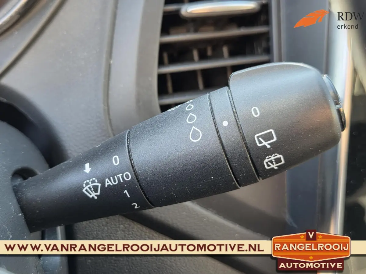 0.9 TCe Bose, 1e eig., dealer oh., LED kopl., clima, cruise