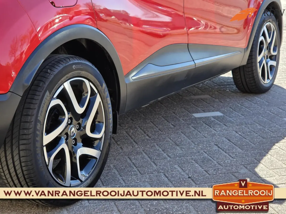 0.9 TCe Bose, 1e eig., dealer oh., LED kopl., clima, cruise