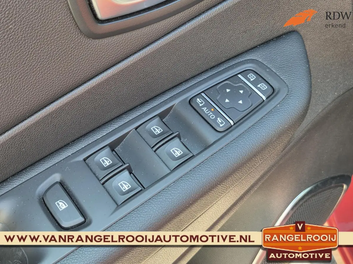 0.9 TCe Bose, 1e eig., dealer oh., LED kopl., clima, cruise