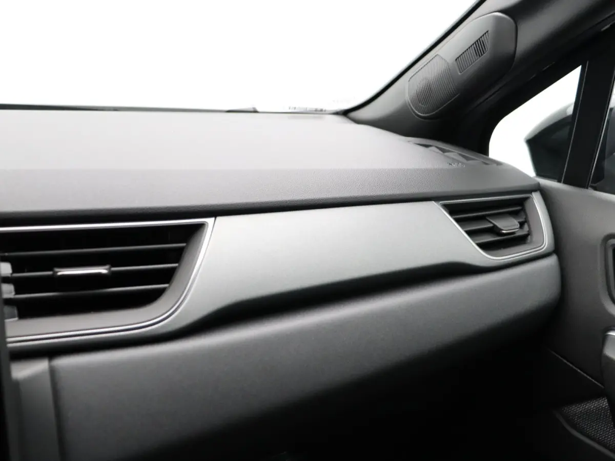 E-Tech full hybrid 160pk techno | Vijf jaar garantie | Stoel- en stuurwielverwarming | Elek. achterklep |