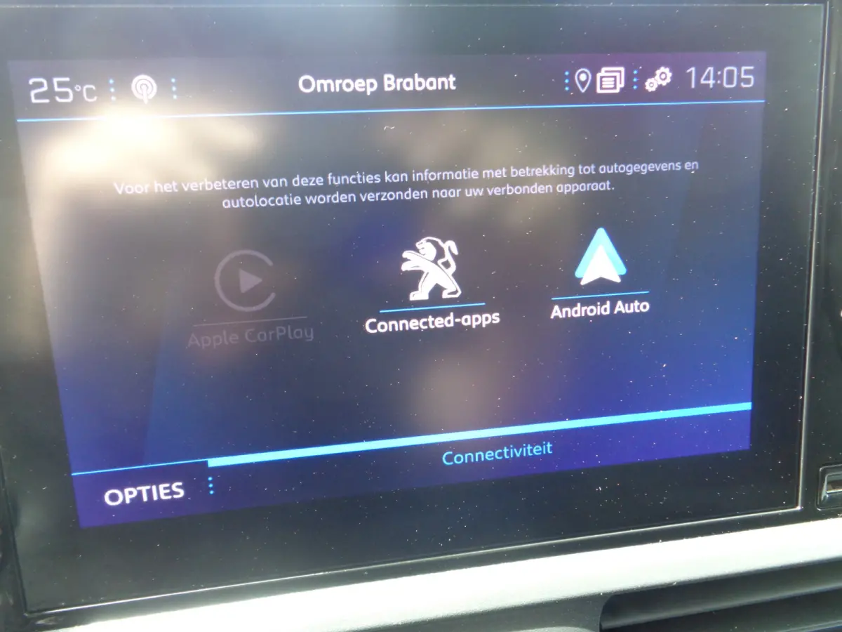 1.2 PureTech Premium Airco, navigatie, PDC, Carplay/android auto