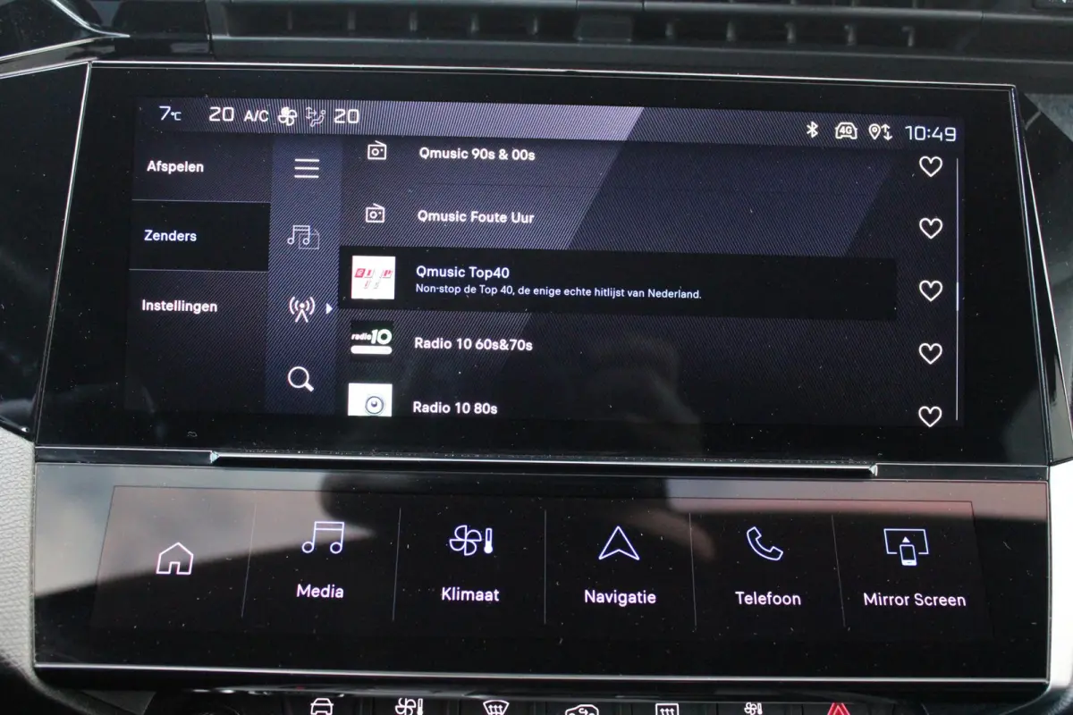 1.2 Hybrid 145PK AUTOMAAT ALLURE | AGR STOEL | STOEL EN STUUR VEWARMING | KEYLESS ENTRY/START | DRAADLOZE APPLE CARPLAY/ANDROID AUTO | NAVIGATIE | CLIMATE CONTROL | LICHTMETALEN VELGEN 17" |