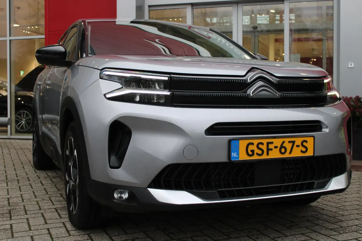 1.6 225PK Plug-in Hybrid FEEL | NAVIGATIE | ACHTERUITRIJ CAMERA | DODEHOEKDETECTIE | APPLE CARPLAY/ANDROID AUTO |  CLIMATE CONTROL | DAB RADIO | ADAPTIVE CRUISE CONTROL | VERSTELBARE ACHTERS