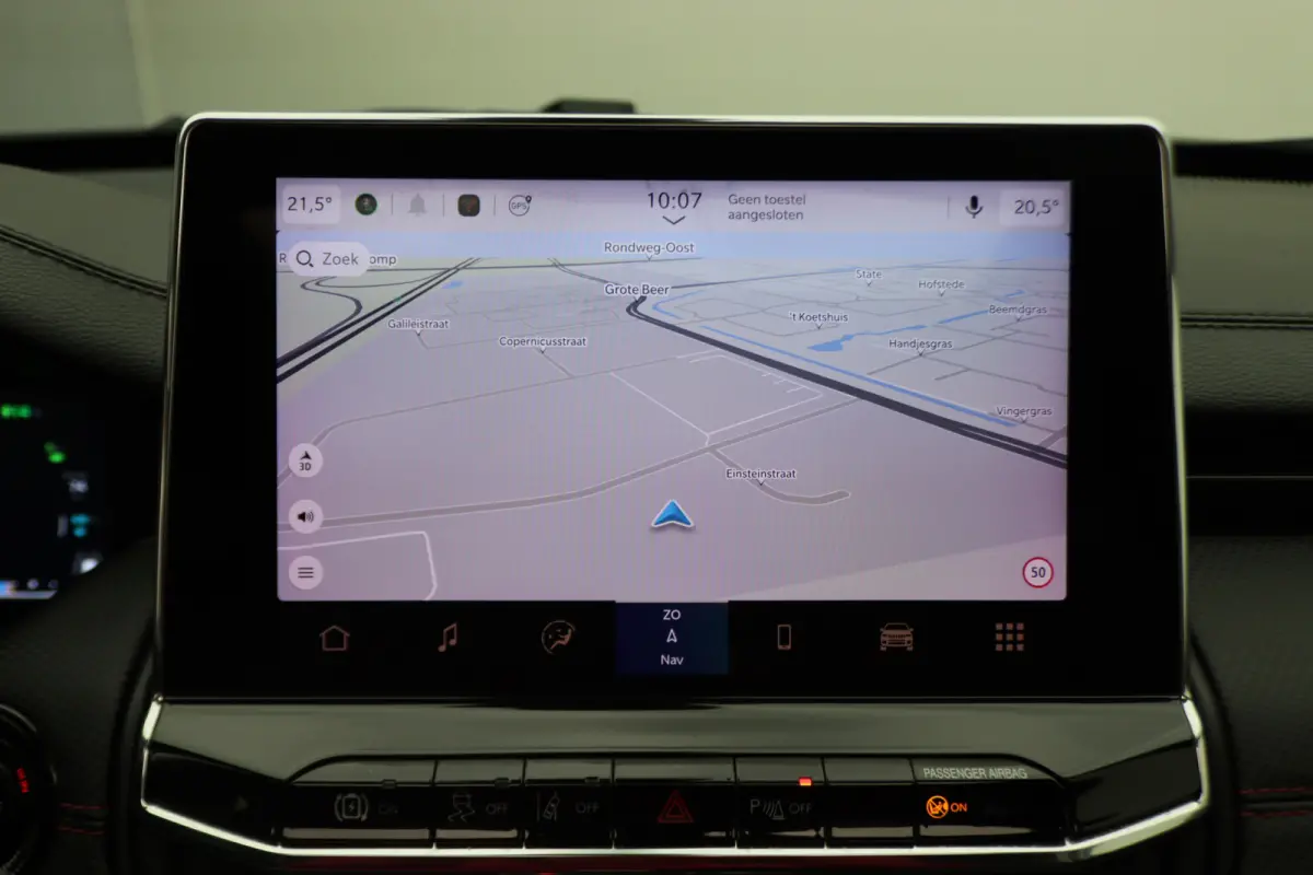 4xe 240 Plug-in Hybrid Trailhawk Panoramadak, ACC, Camera, Apple Carplay, Virtual Cockpit, Climate, 17''