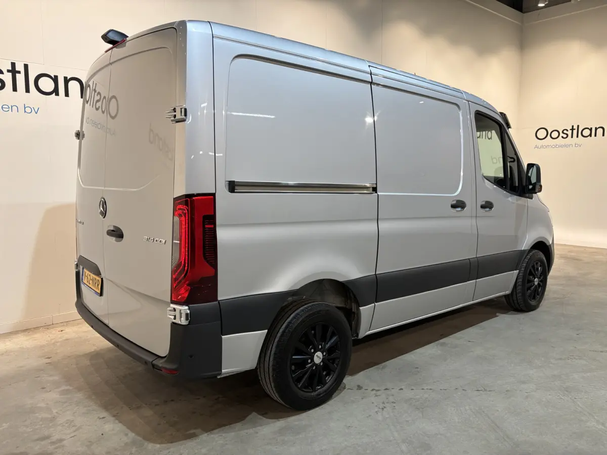 314 CDI L1H1 Automaat / Servicebus / Bott Inrichting / Euro 6 / Airco / CarPlay / Cruise Control Adap. / Camera / Navigatie / LED