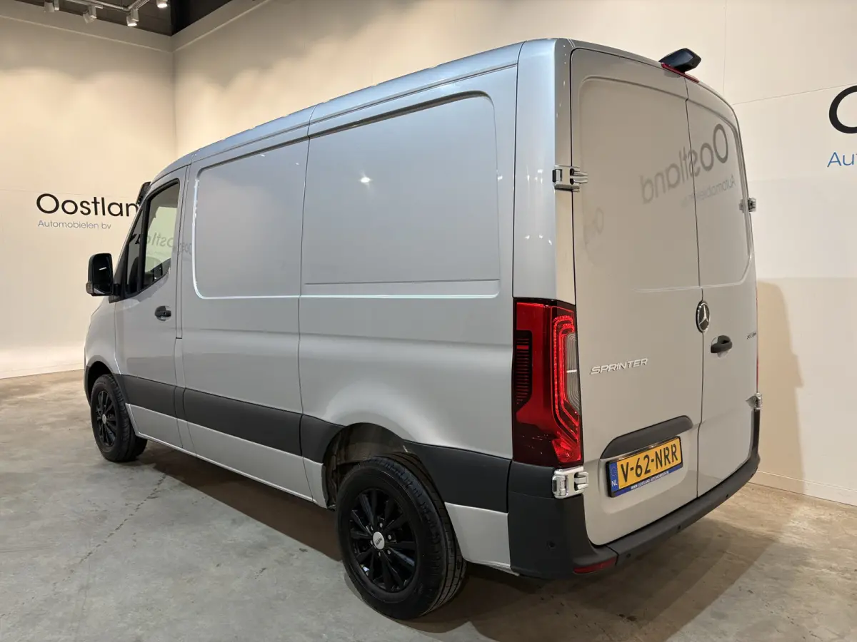 314 CDI L1H1 Automaat / Servicebus / Bott Inrichting / Euro 6 / Airco / CarPlay / Cruise Control Adap. / Camera / Navigatie / LED