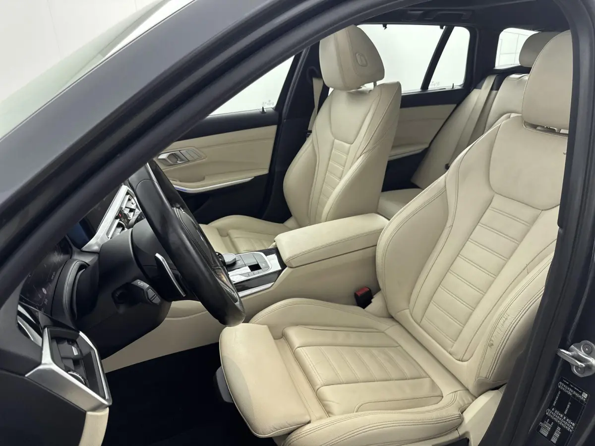 320i Executive Edition | PANO | ACC | Stoelverwarming | Ambiance sfeerverlichting | Keyless | Virtual Cockpit | Climate control  |