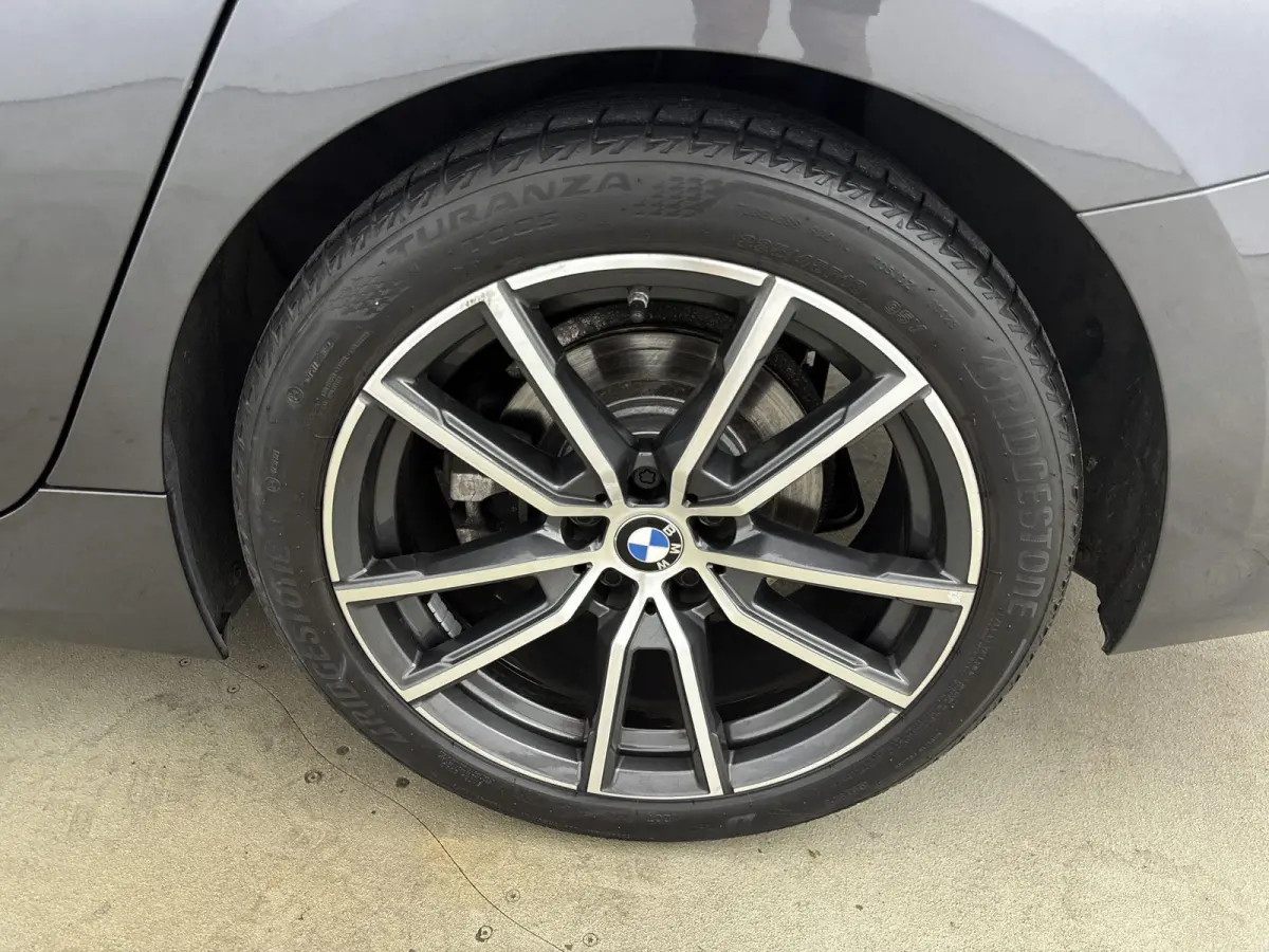 320i Executive Edition | PANO | ACC | Stoelverwarming | Ambiance sfeerverlichting | Keyless | Virtual Cockpit | Climate control  |