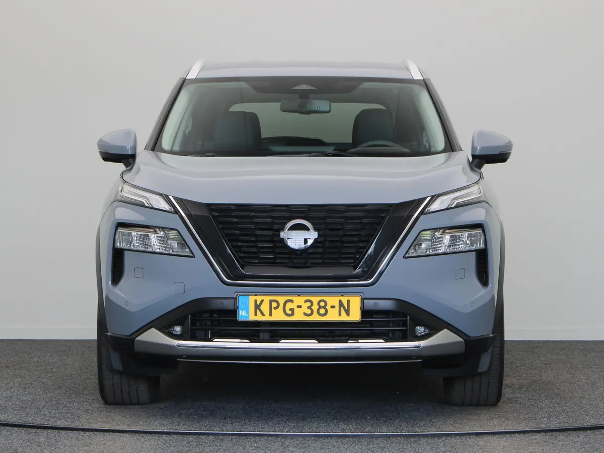 1.5 e-4orce Tekna 4WD | Lederen bekleding | 3-zone climate control | Stoel, stuur en voorruitverwarming | Elektrisch verstelbare voorstoelen | Head-up display |