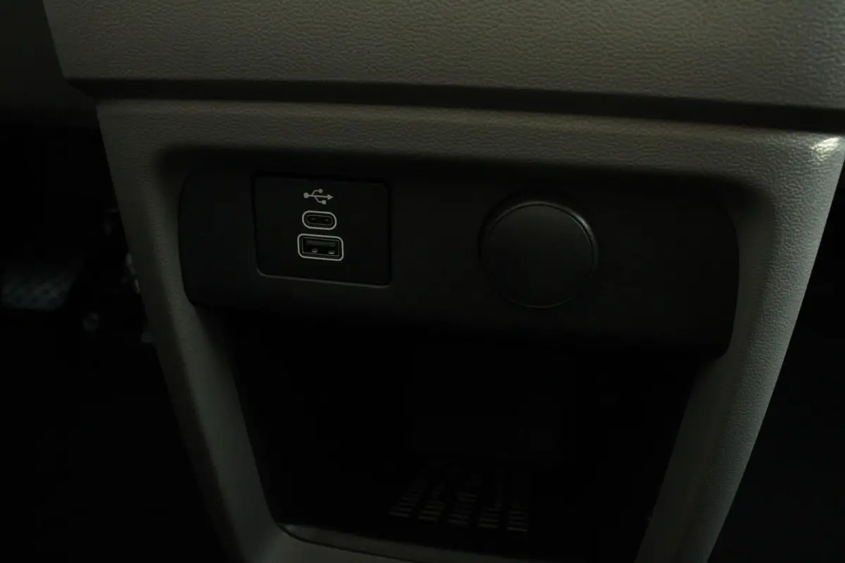 34 L2H1 218pk Bulli 64 kWh | 19" Velgen | Trekhaak Wegklapbaar