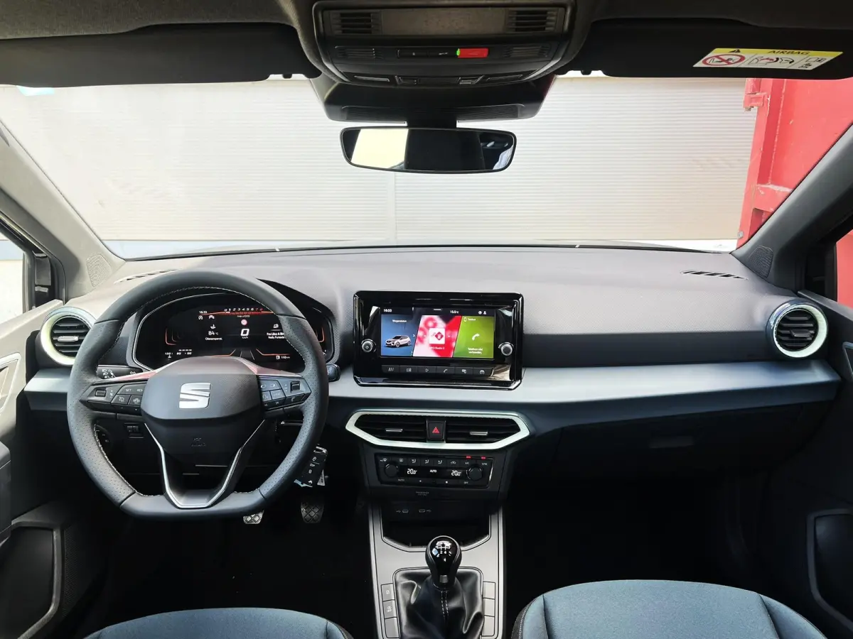 1.0 EcoTSI 95pk Style | Cruise Control | Parkeersensoren