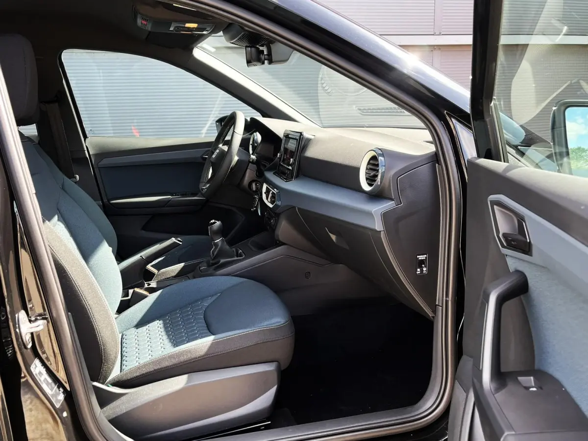 1.0 EcoTSI 95pk Style | Cruise Control | Parkeersensoren