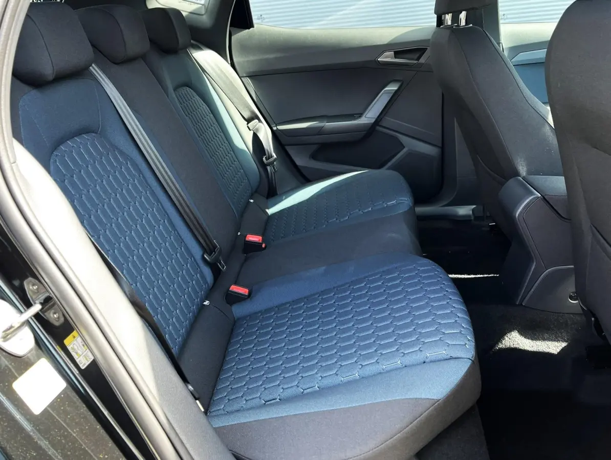 1.0 EcoTSI 95pk Style | Cruise Control | Parkeersensoren