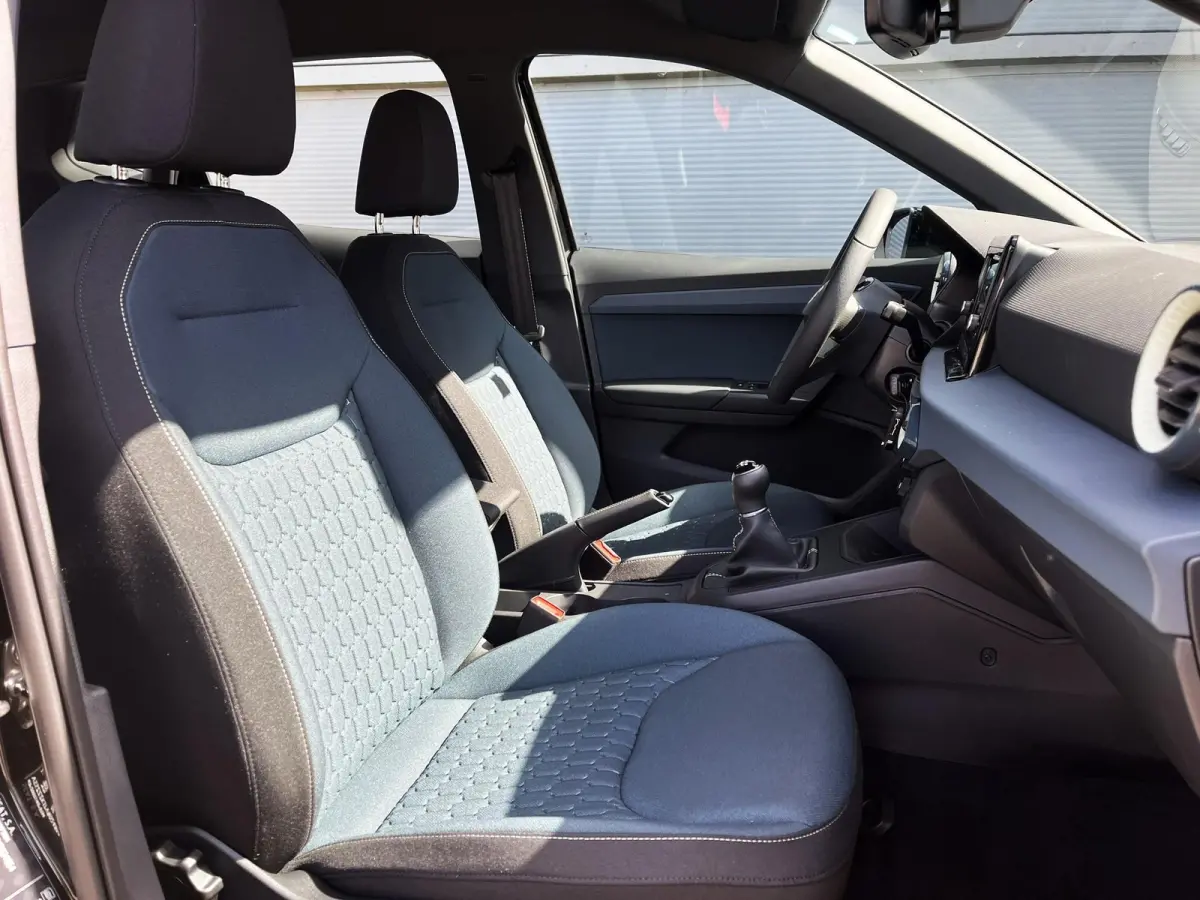 1.0 EcoTSI 95pk Style | Cruise Control | Parkeersensoren