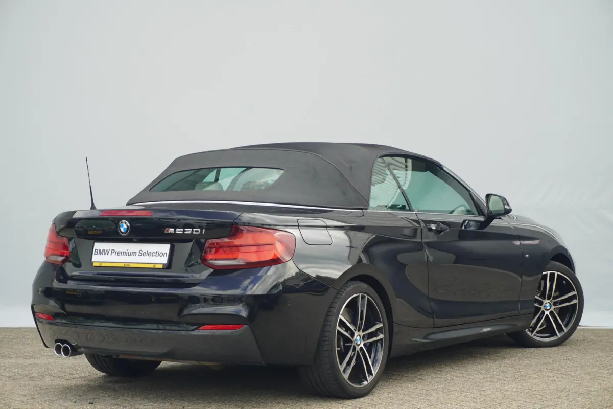 230i M Sportpakket | Harman Kardon | Stuur- & stoelverwarming | Active Cruise Control