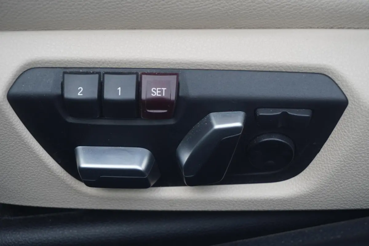 230i M Sportpakket | Harman Kardon | Stuur- & stoelverwarming | Active Cruise Control