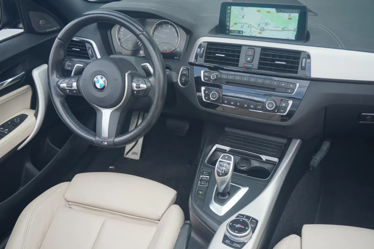 230i M Sportpakket | Harman Kardon | Stuur- & stoelverwarming | Active Cruise Control