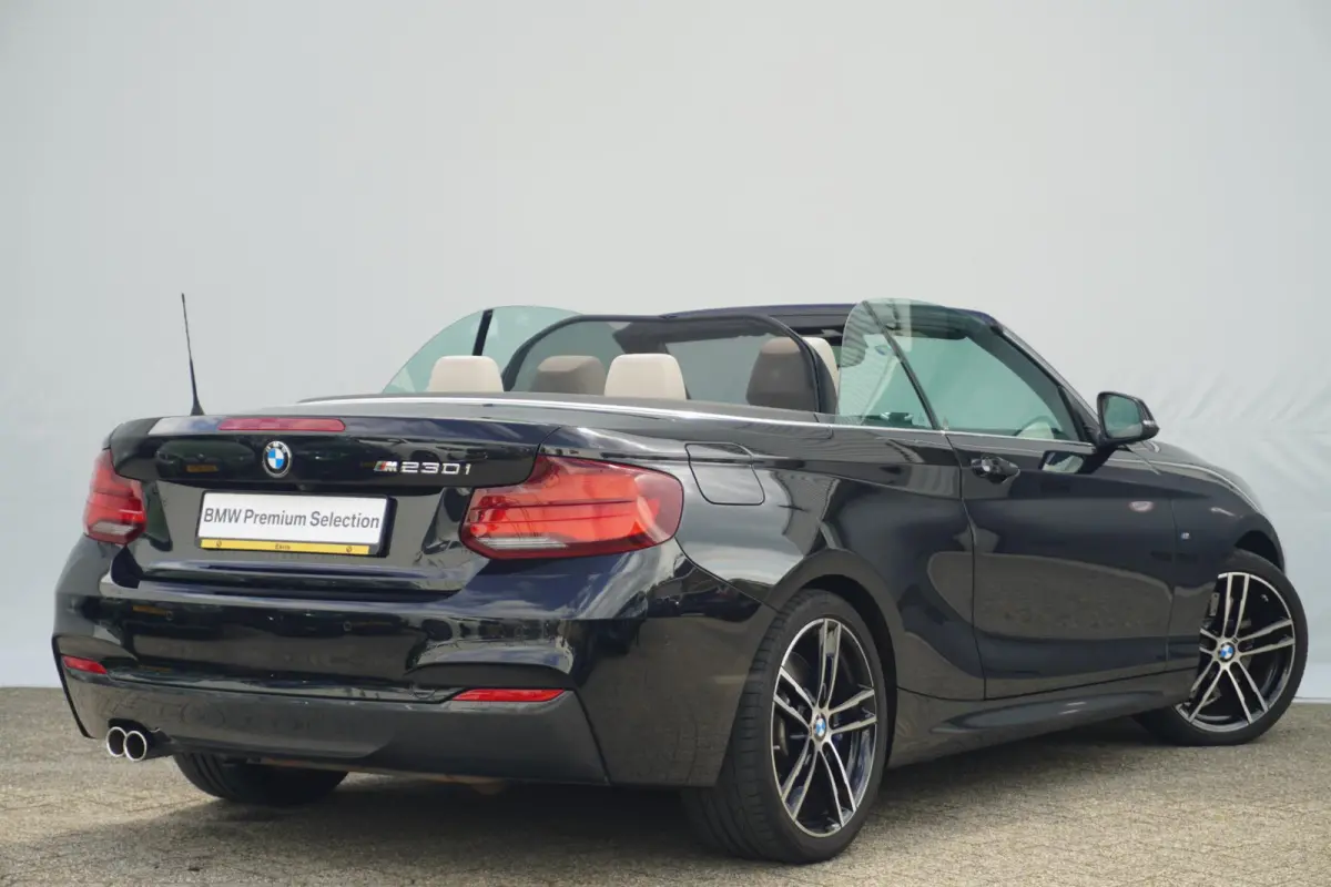 230i M Sportpakket | Harman Kardon | Stuur- & stoelverwarming | Active Cruise Control
