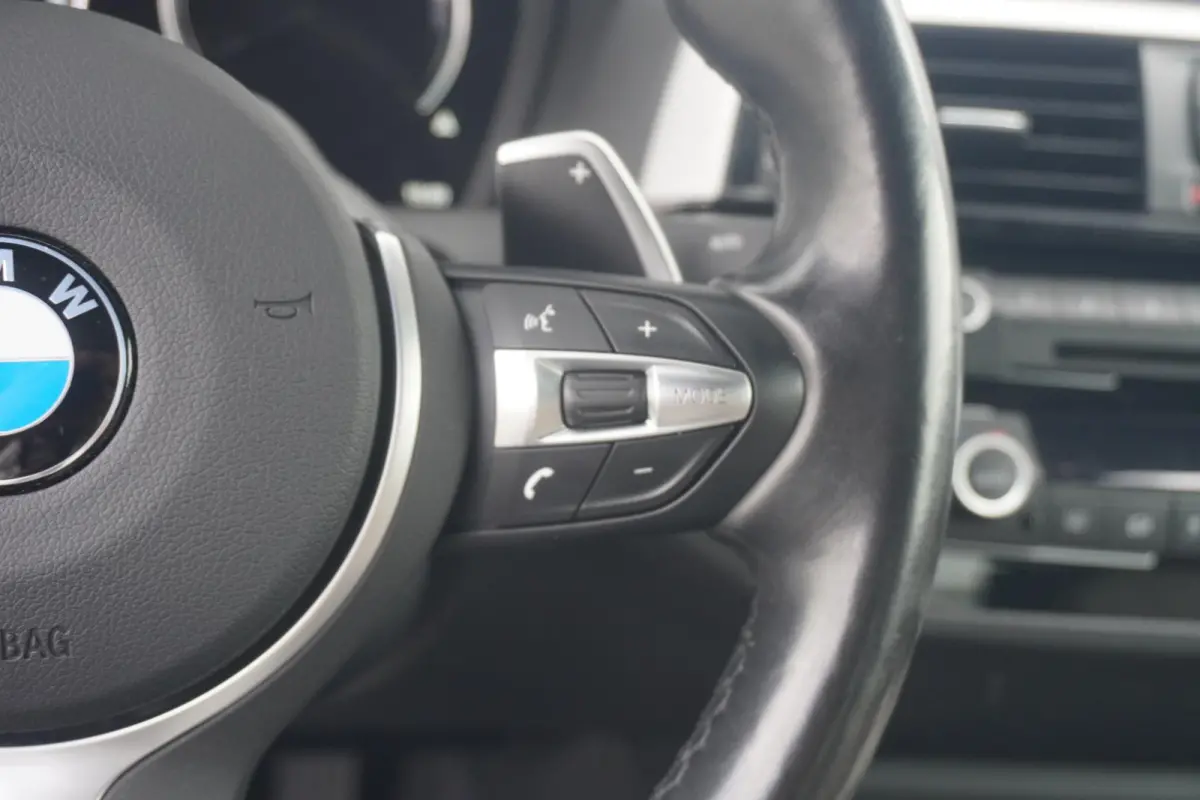230i M Sportpakket | Harman Kardon | Stuur- & stoelverwarming | Active Cruise Control