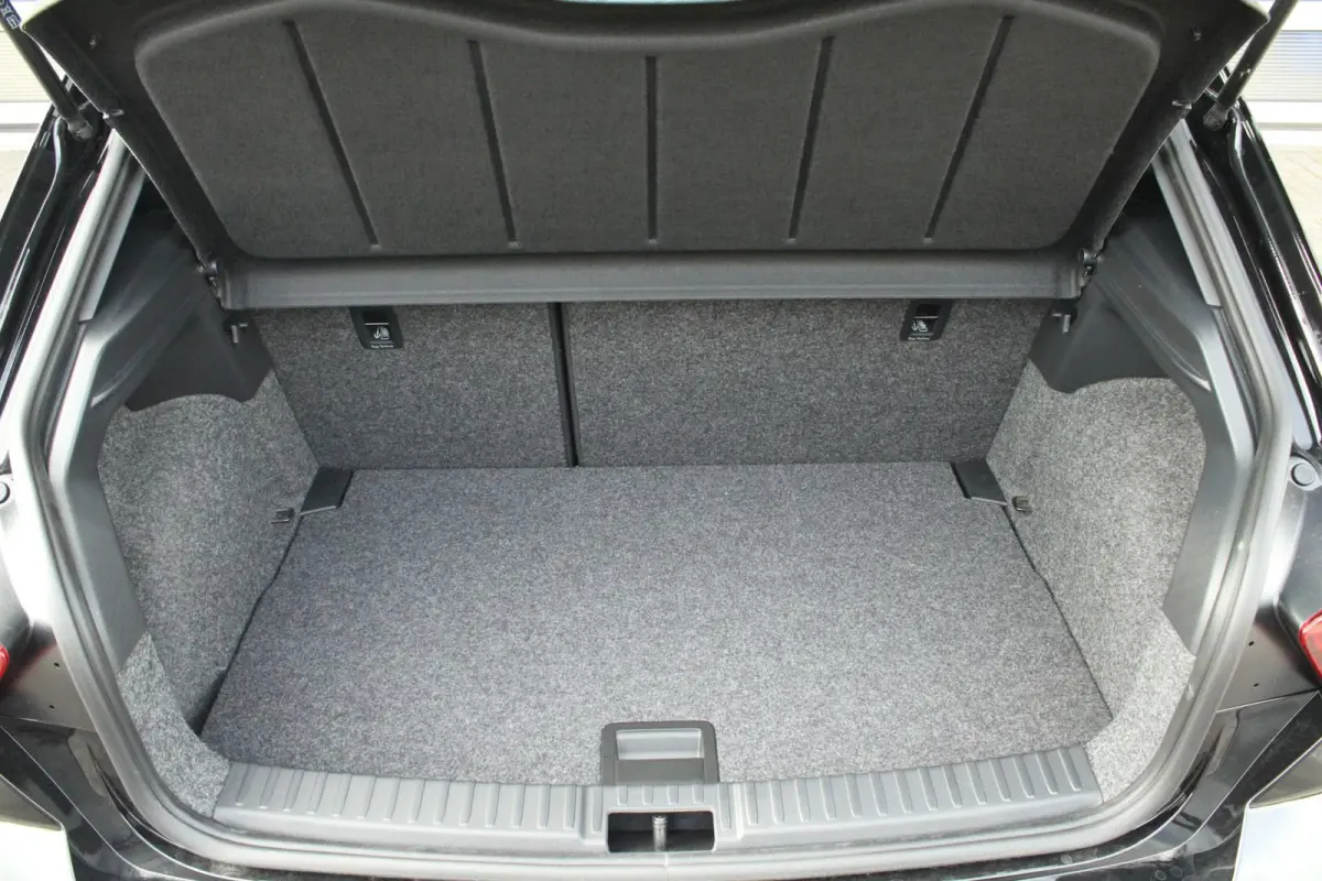 1.0 EcoTSI 95pk Style | Airco | Parkeersensoren