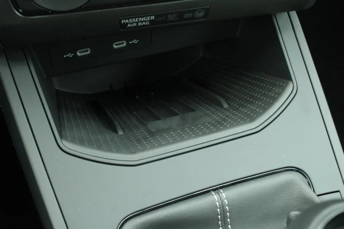 1.0 EcoTSI 95pk Style | Airco | Parkeersensoren