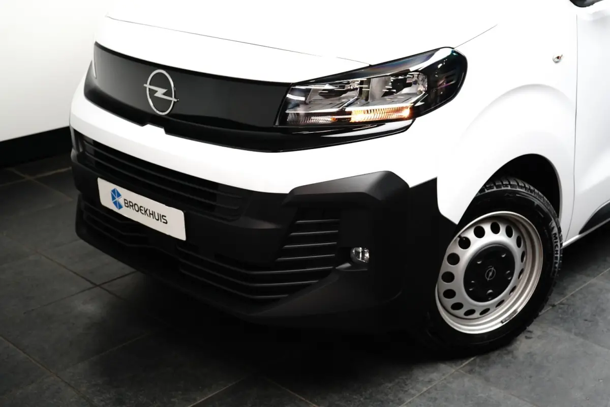2.0 Diesel 145 L2 | Achteruitrijcamera | Cruise control | Parkeersensor achter