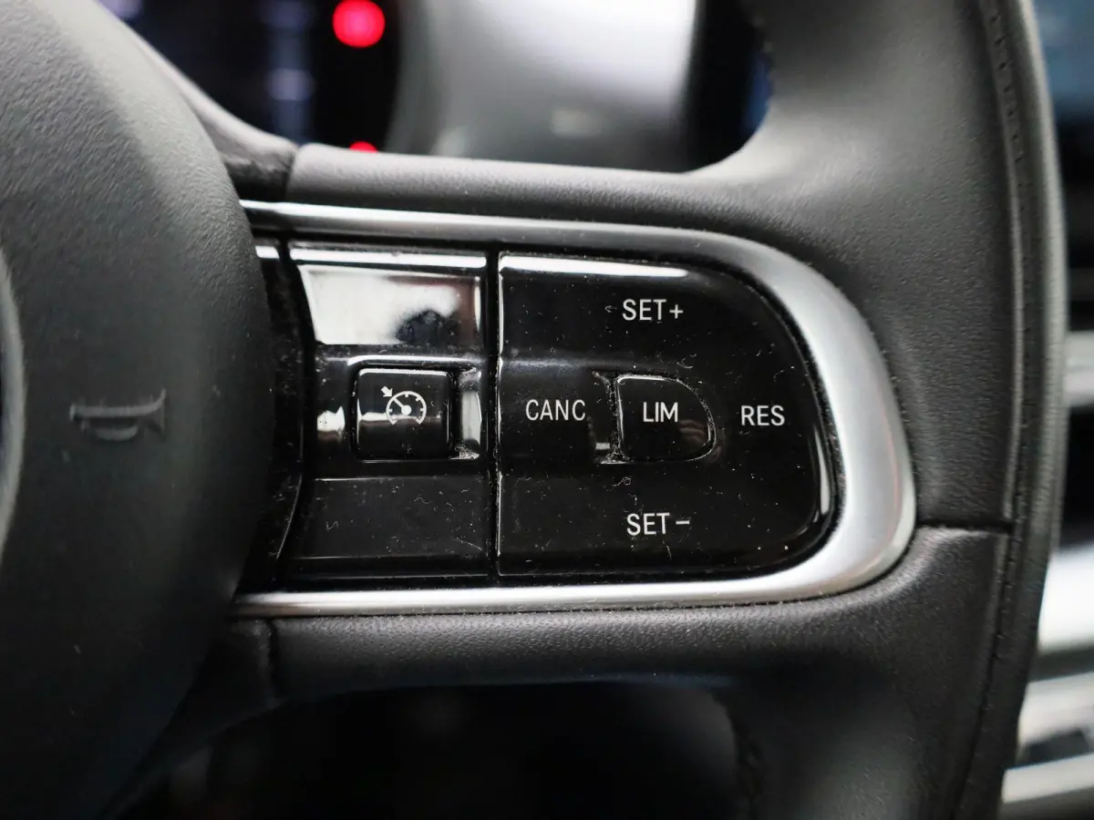3+1 Passion 42 kWh Fiat 500 3+1 Passion | Cruise Control | Climate Control | Keyless | Apple Carplay/Android Auto |