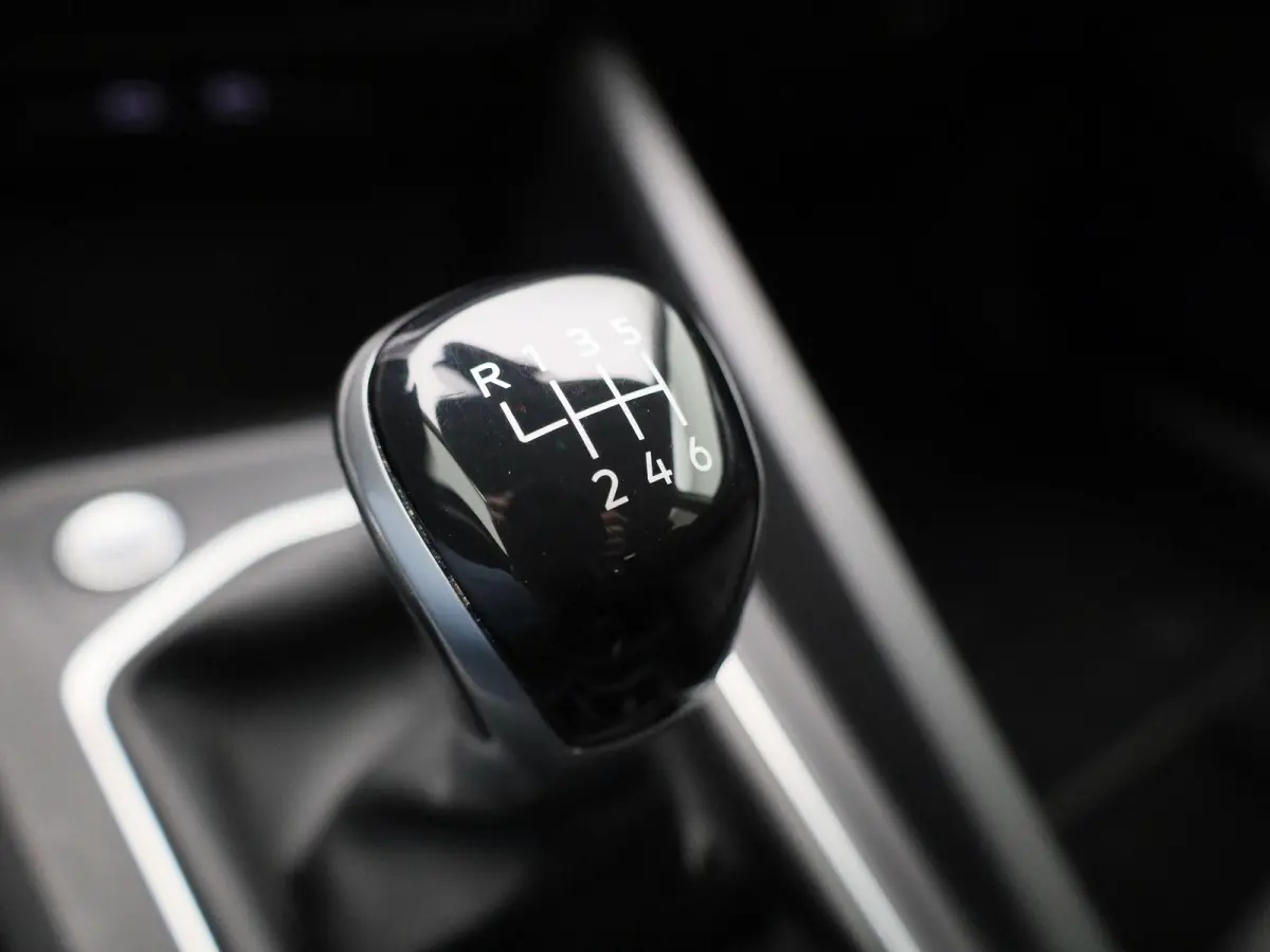 1.5 TSI Life Business | ACC | Stoelverwarming + Stuurverwarming | Keyless | Ambiance sfeerverlichting | Climate Control | Apple Carplay/Android Auto |