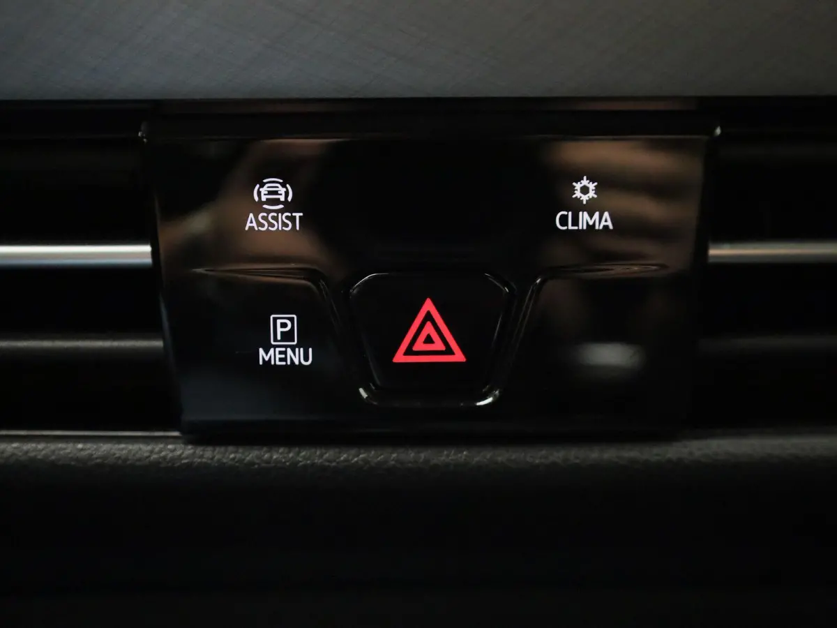 1.5 TSI Life Business | ACC | Stoelverwarming + Stuurverwarming | Keyless | Ambiance sfeerverlichting | Climate Control | Apple Carplay/Android Auto |