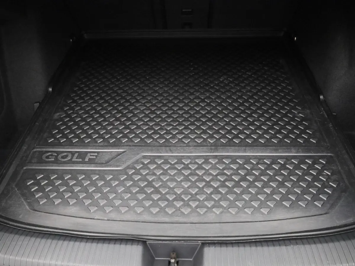 1.5 TSI Life Business | ACC | Stoelverwarming + Stuurverwarming | Keyless | Ambiance sfeerverlichting | Climate Control | Apple Carplay/Android Auto |