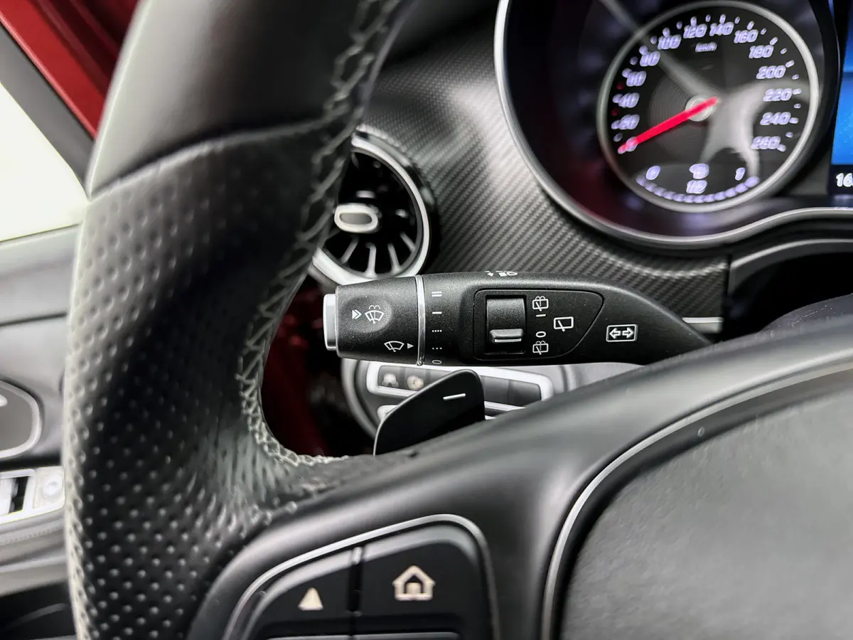 300d Lang Avantgarde Edition AMG line Rolstoelauto Marge (BTW & BPM vrij) Rolstoellift Burmester audio Navigatie Camera Rolstoel
