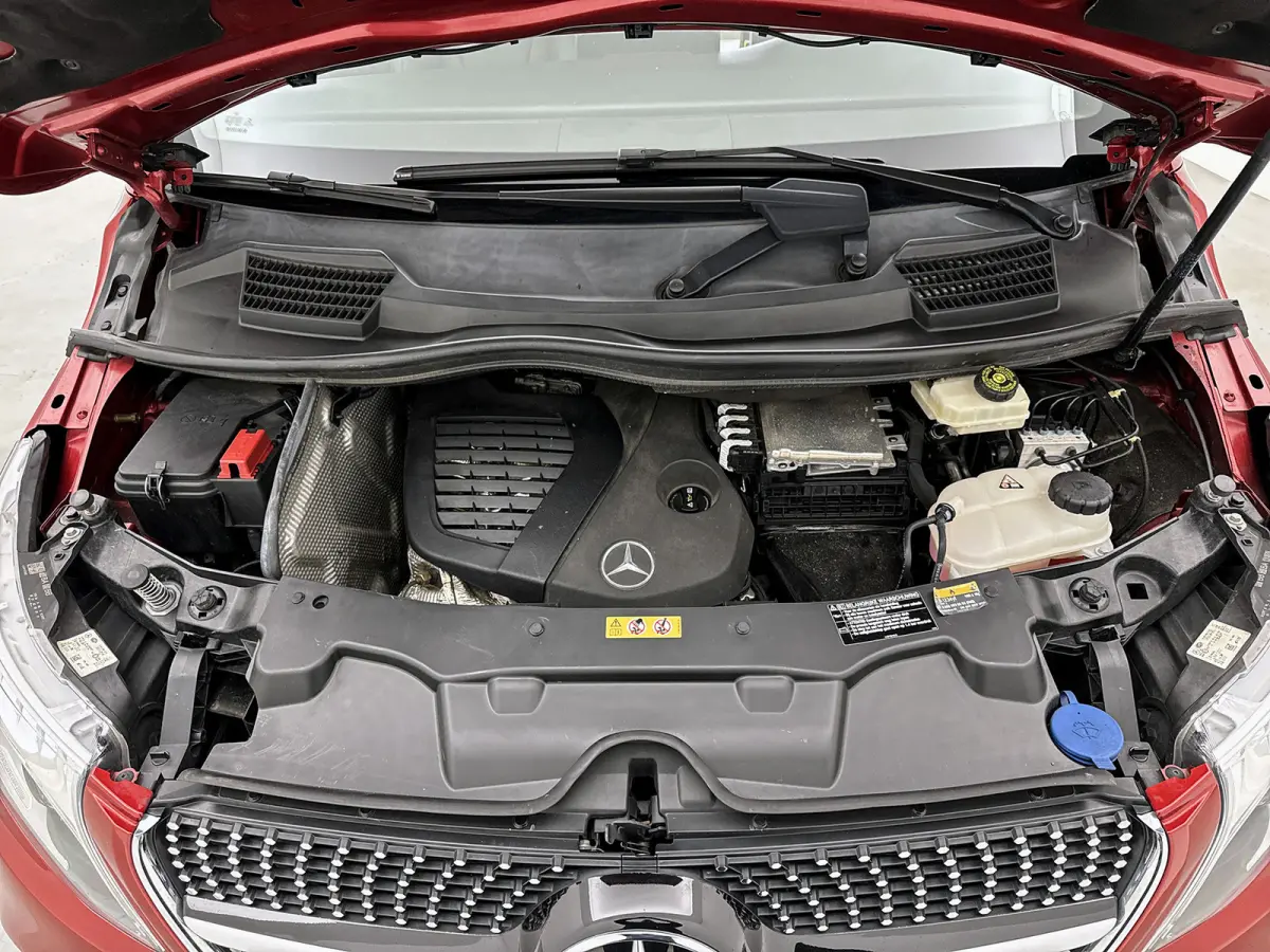 300d Lang Avantgarde Edition AMG line Rolstoelauto Marge (BTW & BPM vrij) Rolstoellift Burmester audio Navigatie Camera Rolstoel