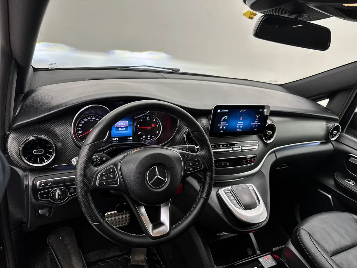 300d Lang Avantgarde Edition AMG line Rolstoelauto Marge (BTW & BPM vrij) Rolstoellift Burmester audio Navigatie Camera Rolstoel