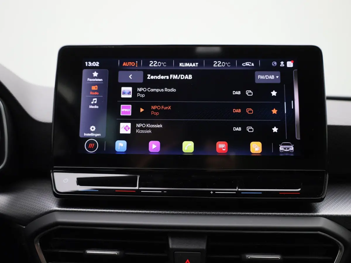 1.0 TSI 90 Move! | Cruise Control | Virtual cockpit  |Keyless | Climate Control | Apple Carplay/Android Auto |
