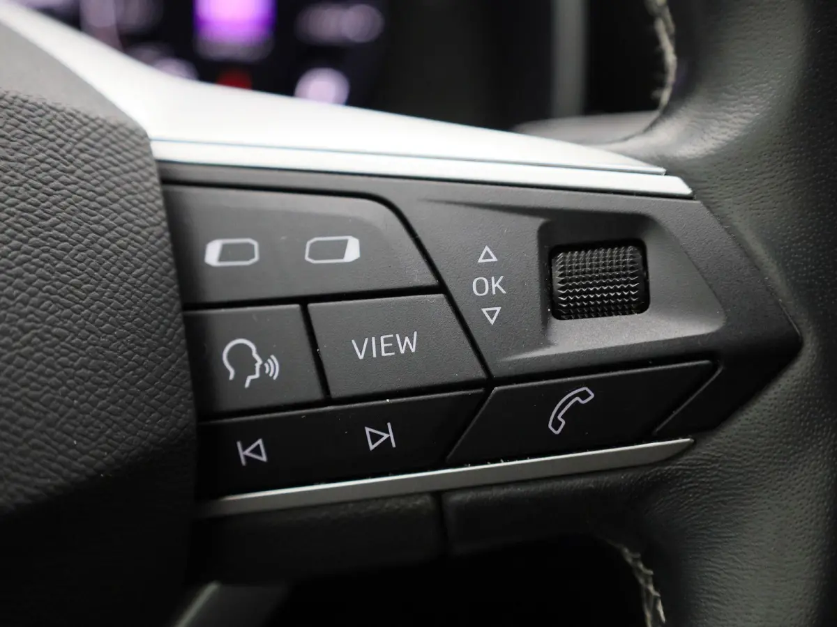 1.0 TSI 90 Move! | Cruise Control | Virtual cockpit  |Keyless | Climate Control | Apple Carplay/Android Auto |