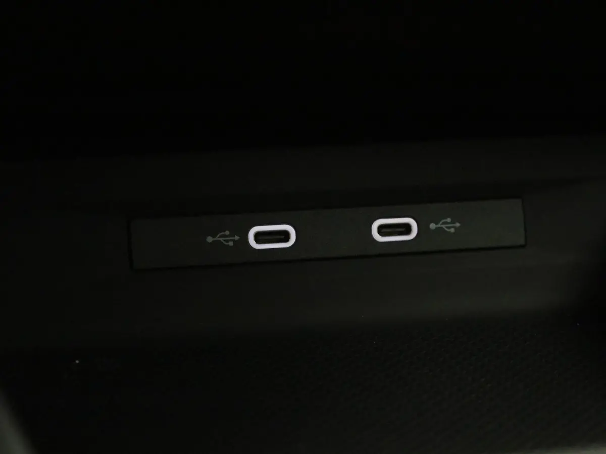 1.0 TSI 90 Move! | Cruise Control | Virtual cockpit  |Keyless | Climate Control | Apple Carplay/Android Auto |