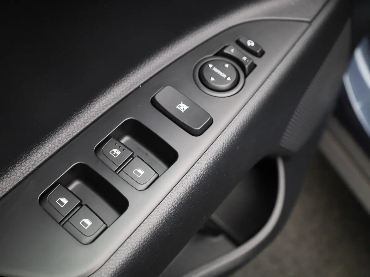 1.0 T-GDi ComfortLine