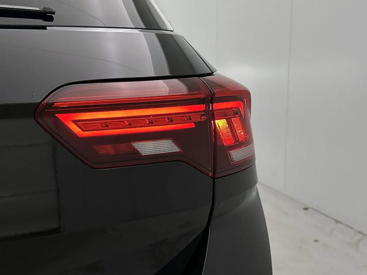 1.5 TSI Sport | 150 PK | Apple Carplay / Android Auto | Cruise Control Adaptief | Trekhaak | Digital Cockpit PRO | Climatronic (Automatische Airco) | Parkeersensoren |