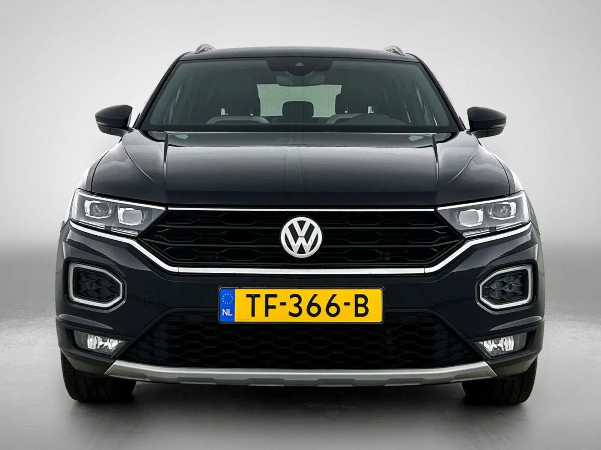 1.5 TSI Sport | 150 PK | Apple Carplay / Android Auto | Cruise Control Adaptief | Trekhaak | Digital Cockpit PRO | Climatronic (Automatische Airco) | Parkeersensoren |