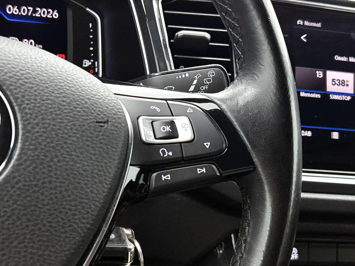 1.5 TSI Sport | 150 PK | Apple Carplay / Android Auto | Cruise Control Adaptief | Trekhaak | Digital Cockpit PRO | Climatronic (Automatische Airco) | Parkeersensoren |