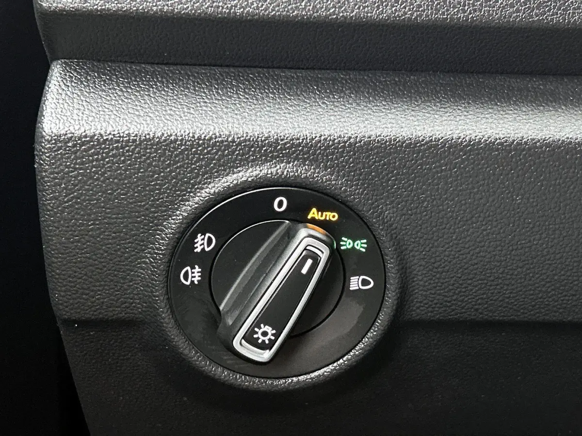 1.5 TSI Sport | 150 PK | Apple Carplay / Android Auto | Cruise Control Adaptief | Trekhaak | Digital Cockpit PRO | Climatronic (Automatische Airco) | Parkeersensoren |