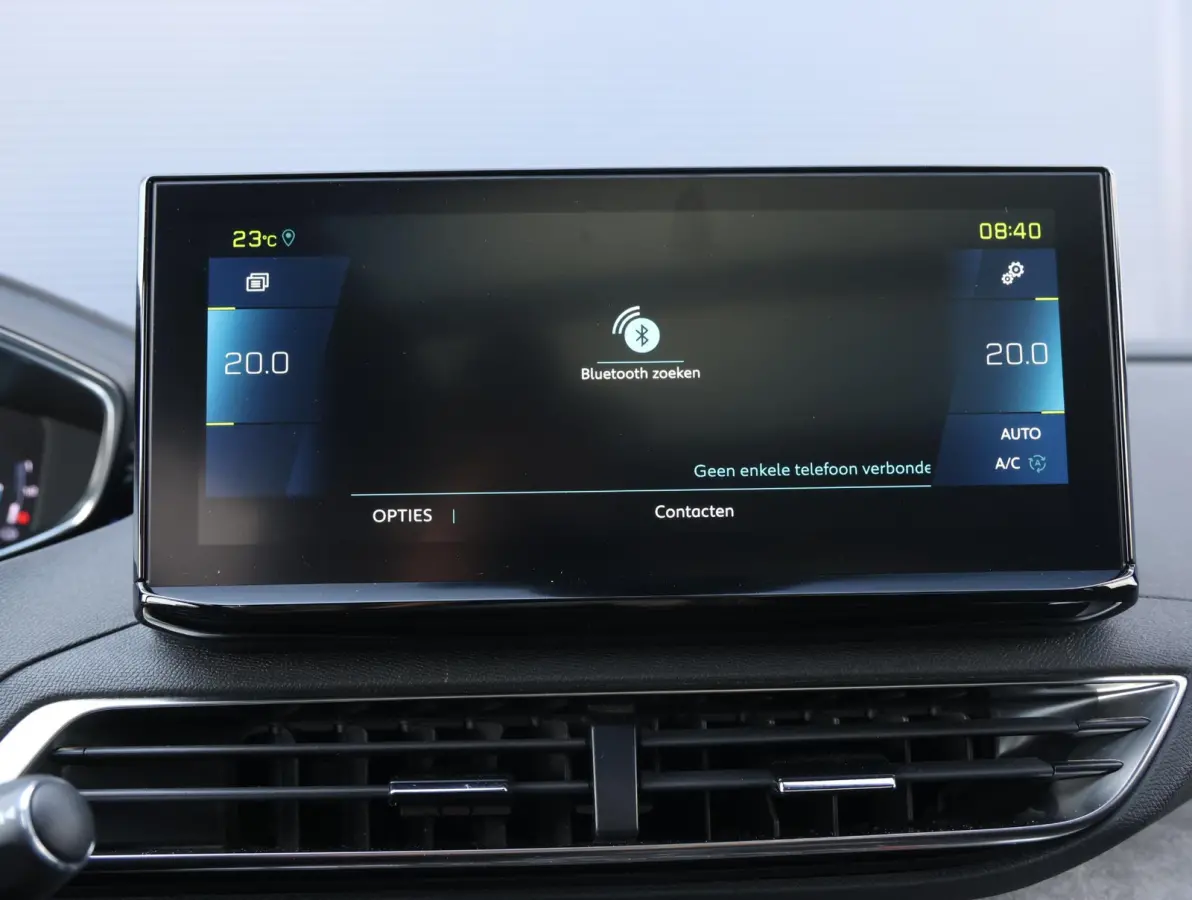 1.6 HYbrid 225 GT 1e eigenaar | Elektrisch Panorama dak | Black Pack | Accu 95% | Camera | 18" LMV | Apple Carplay & Android Auto