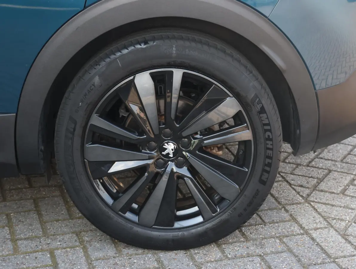 1.6 HYbrid 225 GT 1e eigenaar | Elektrisch Panorama dak | Black Pack | Accu 95% | Camera | 18" LMV | Apple Carplay & Android Auto