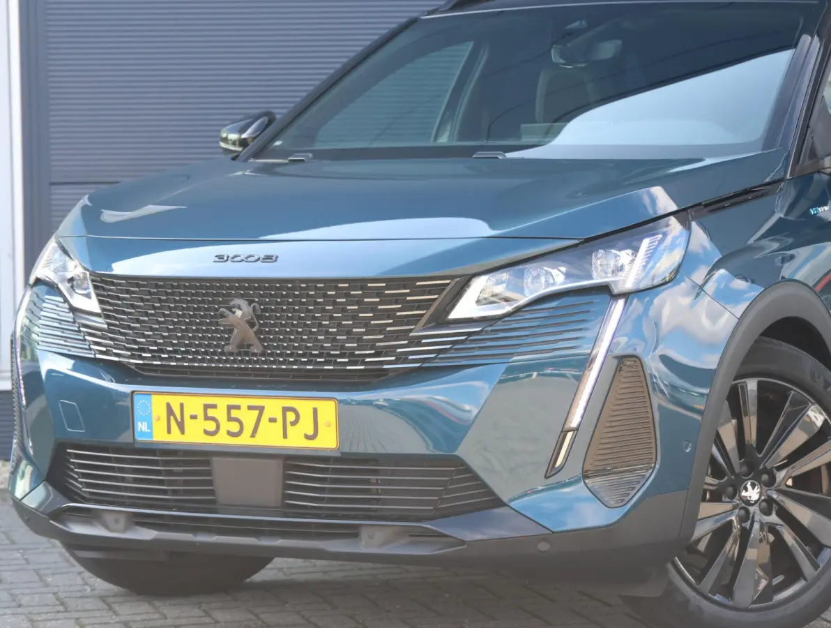 1.6 HYbrid 225 GT 1e eigenaar | Elektrisch Panorama dak | Black Pack | Accu 95% | Camera | 18" LMV | Apple Carplay & Android Auto