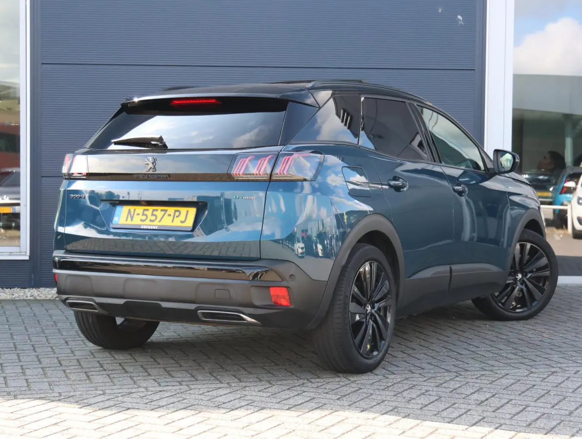 1.6 HYbrid 225 GT 1e eigenaar | Elektrisch Panorama dak | Black Pack | Accu 95% | Camera | 18" LMV | Apple Carplay & Android Auto
