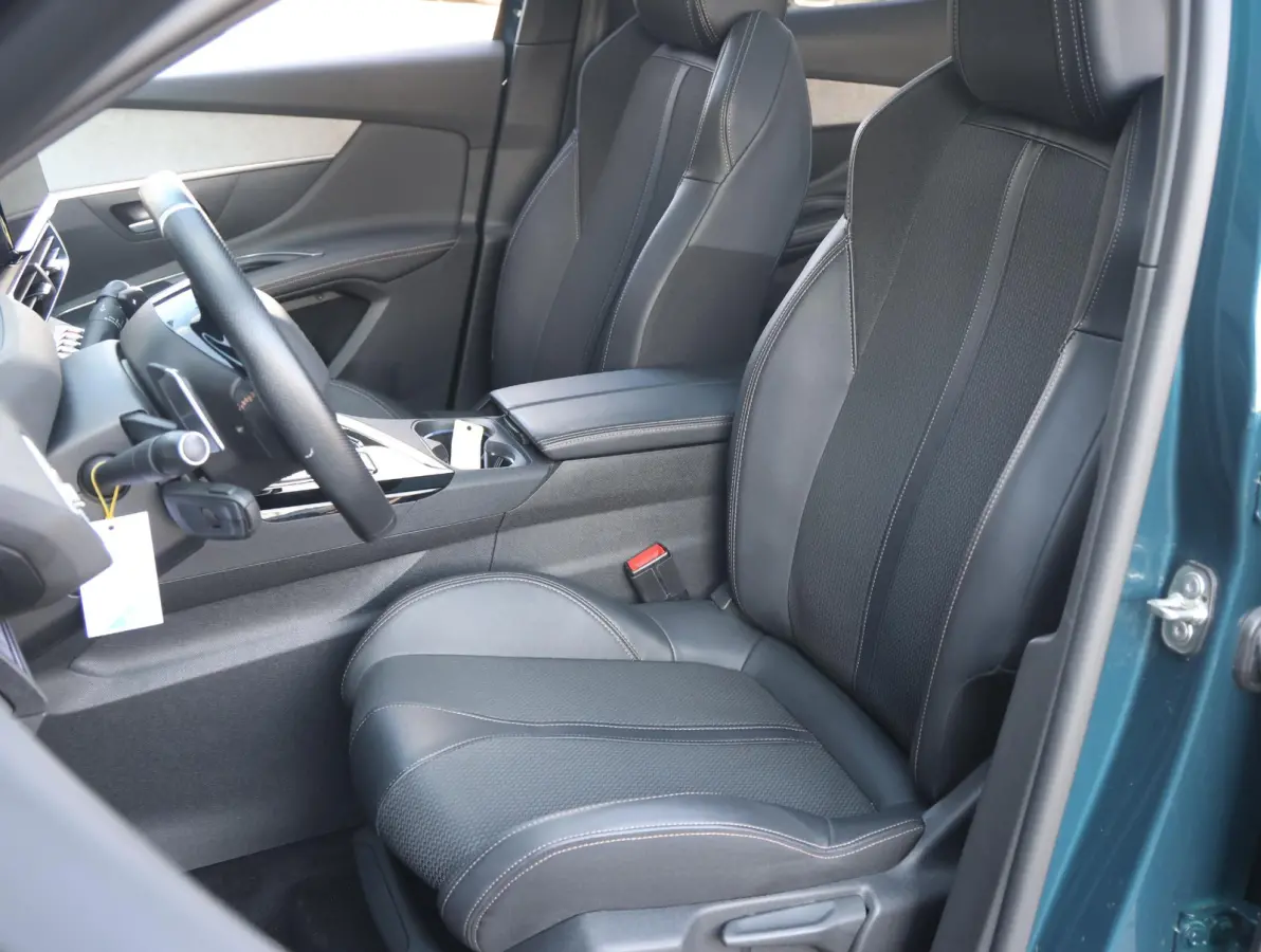 1.6 HYbrid 225 GT 1e eigenaar | Elektrisch Panorama dak | Black Pack | Accu 95% | Camera | 18" LMV | Apple Carplay & Android Auto